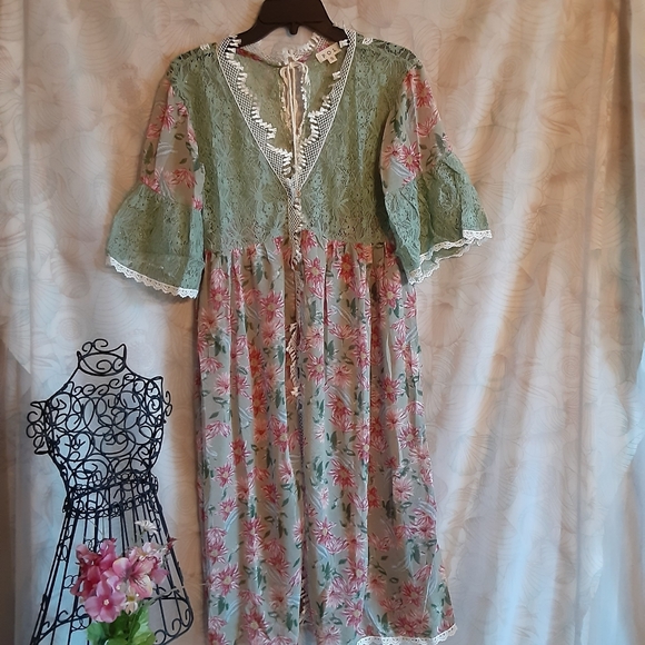 POL Sage Kimono - Picture 2 of 13